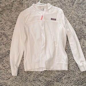 Vineyard vines, size large